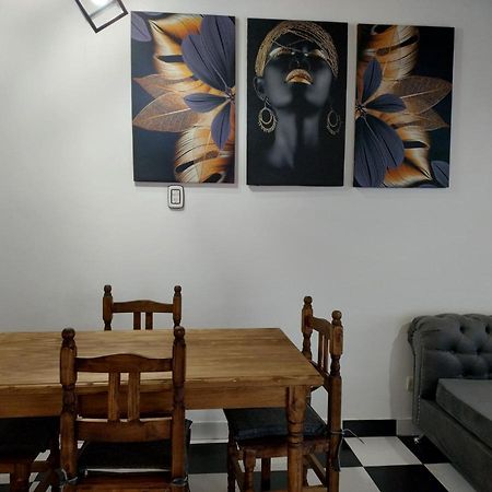 Luis GuillonCasa Ana, Departamento Amplio A 20 ' Aeropuertoアパートメント エクステリア 写真